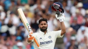 IND vs ENG: Rishabh Pant better than MS Dhoni? Former India cricketer says YES after Headingley heroics