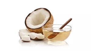 5 South Indian hair oils that actually work for quick hair growth