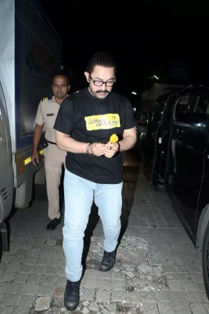 Aamir Khan steps out hand-in-hand with girlfriend Gauri Spratt for ice cream date after Sitaare Zameen Par release