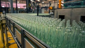 Think glass is safer than plastic? It might contain more cancer-linked microplastics; study says