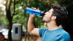 Are Electrolyte Powder Drinks a Healthy Hydration Hack or a Hidden Hazard?
OR
Electrolyte Powder Drinks: Weighing the Hydration Benefits Against the Potential Risks