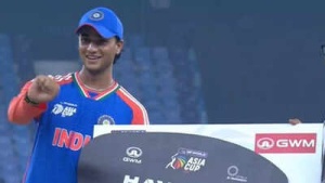 Shubman Gill Cheers on Childhood Pal Abhishek Sharma's Asia Cup Triumph: 'Oye Raju da munda!' - Watch