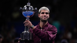 Alcaraz Dominates Fritz to Clinch Japan Open Title, Extends Winning Streak