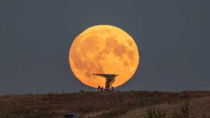 Harvest Moon 2025: Prime Viewing Locations and Optimal Times to Witness October's Rare Celestial Event, Including India