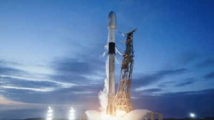SpaceX Launches 28 More Starlink Satellites, Expanding Global Internet Reach (Watch)