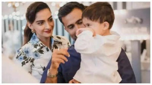 Sonam Kapoor Reportedly Pregnant with Second Child: Sources Claim Actress in Second Trimester