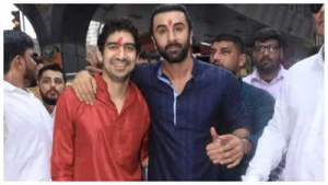 Ranbir Kapoor Remembers Ayan Mukerji's Father, Deb Mukherjee, at Emotional Durga Puja Visit