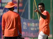 Ashwin Joins Sydney Thunder for Full BBL Season After ILT20 Auction Snub
Hoặc:
BBL Boost: Ashwin Commits to Entire Season with Sydney Thunder Following ILT20 Disappointment
Hoặc:
ILT20 Setback Leads Ashwin to Sign Full BBL Deal with Sydney Thunder