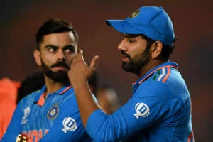 Gavaskar Urges Kohli and Sharma to Play Domestic Cricket for 2027 World Cup Bid