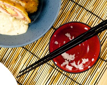 Holding Chopsticks Properly (With Asian Dining Etiquette Tips)