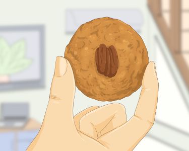 How to Identify Hickory Nuts