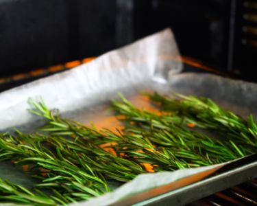 How to Make Rosemary Oil