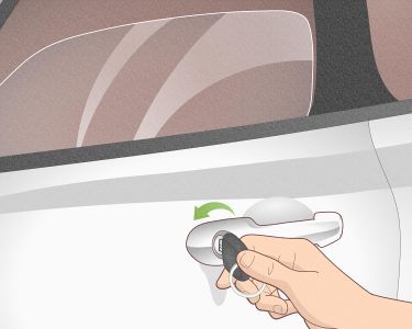 How to Roll Down the Windows With Your Key Fob