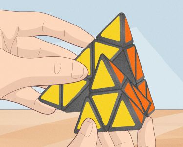 How to Solve a Pyraminx