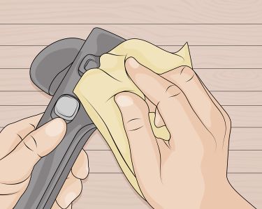 How to Use an Oxo Can Opener